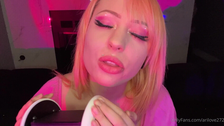 Post 'Ear to Ear ASMR Kisses, Scratches & Mouth Sounds Full toples..