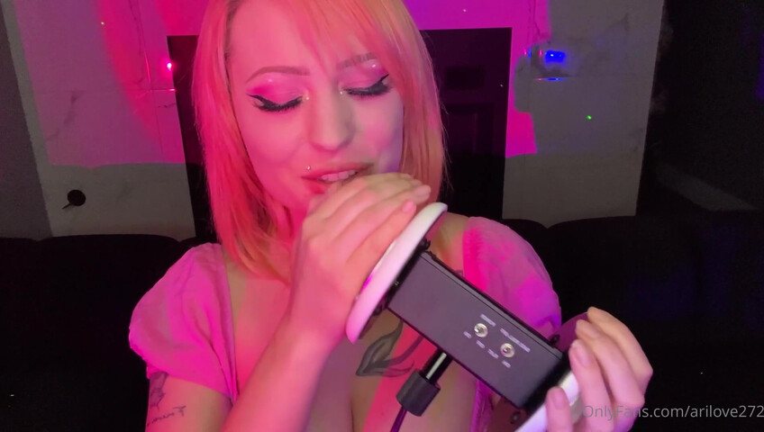 Post 'Ear to Ear ASMR Kisses, Scratches & Mouth Sounds Full toples..