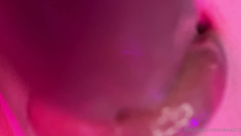 Post 'Ear to Ear ASMR Kisses, Scratches & Mouth Sounds Full toples..