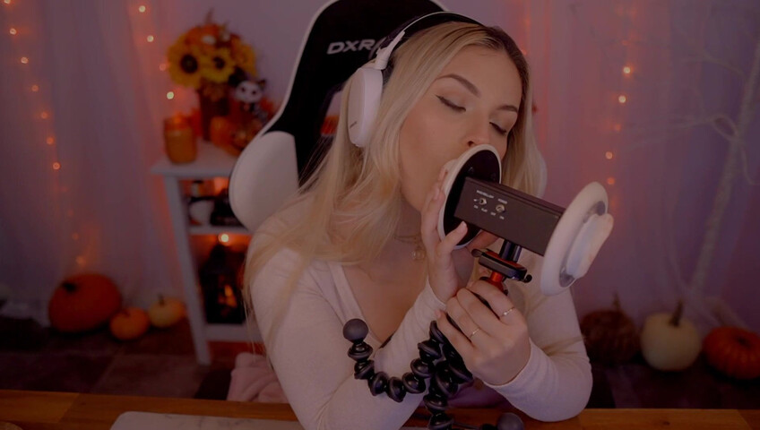 Puffin ASMR - Ear Eating