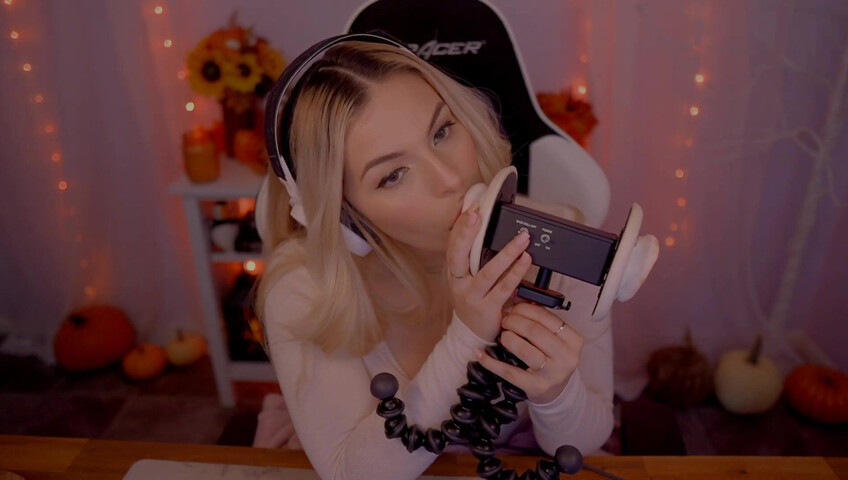 Puffin ASMR - Ear Eating