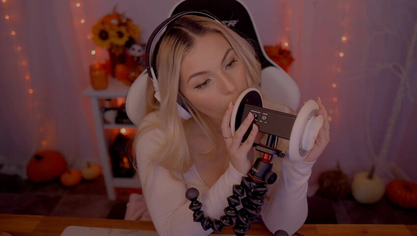 Puffin ASMR - Ear Eating