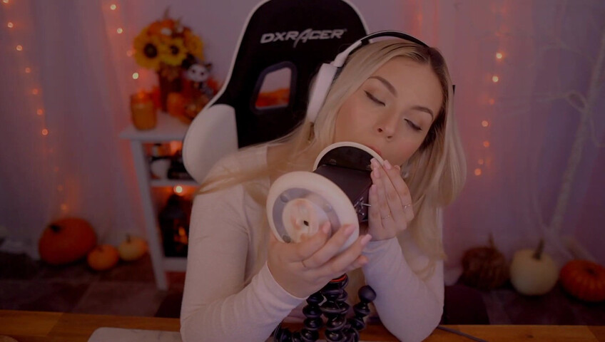 Puffin ASMR - Ear Eating