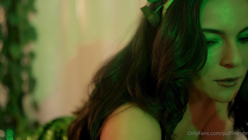 Puffin ASMR - Poison Ivy