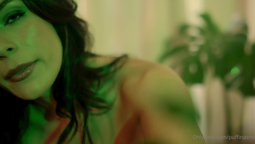 Puffin ASMR - Poison Ivy