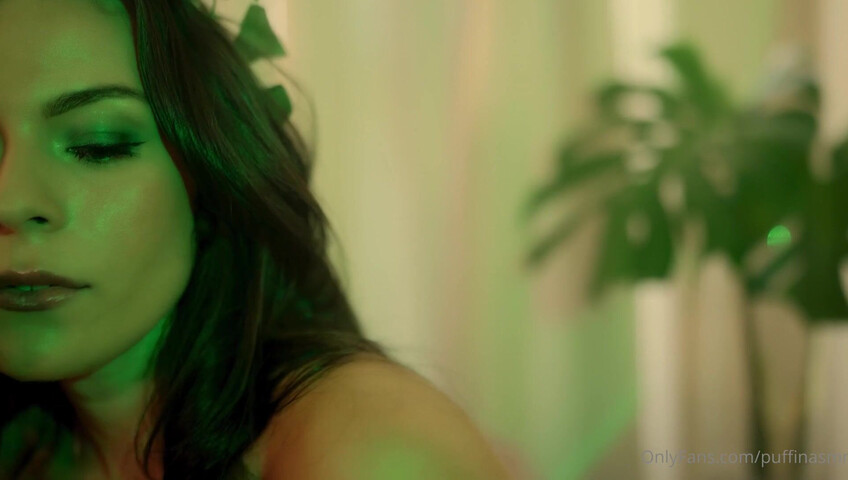 Puffin ASMR - Poison Ivy