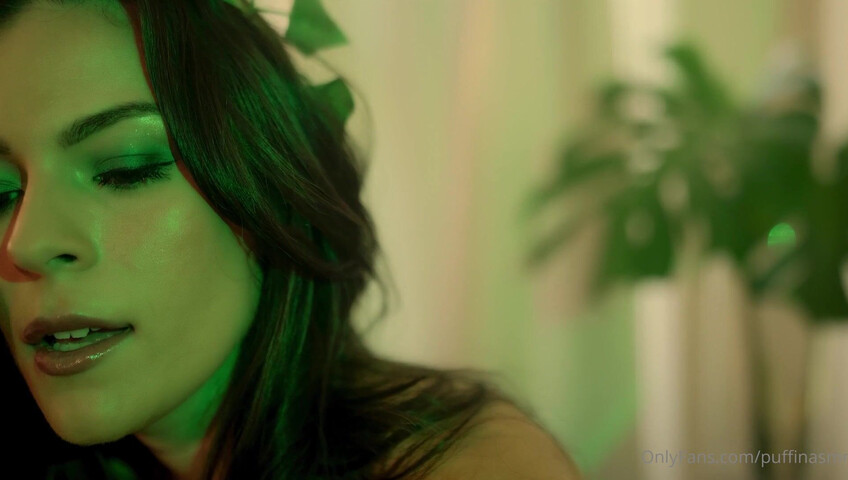 Puffin ASMR - Poison Ivy