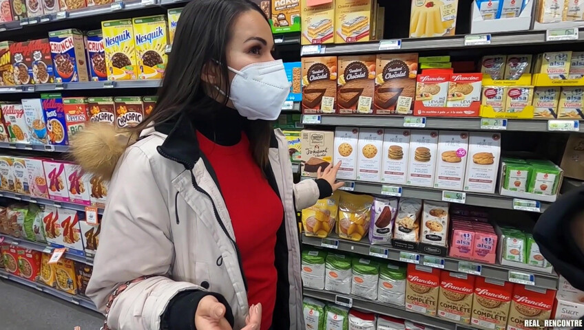 Real Rencontre - Stepmom gets DP to pay stepson debts