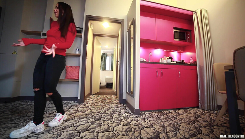 Real Rencontre - Stepmom gets DP to pay stepson debts