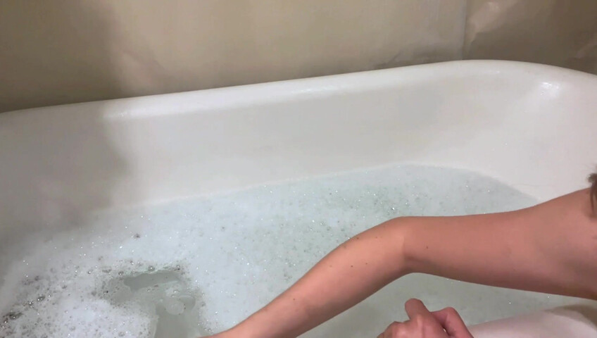 Rhonda ASMR - A Proper Bath