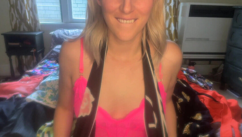 Rhonda ASMR - Purrfect Packing