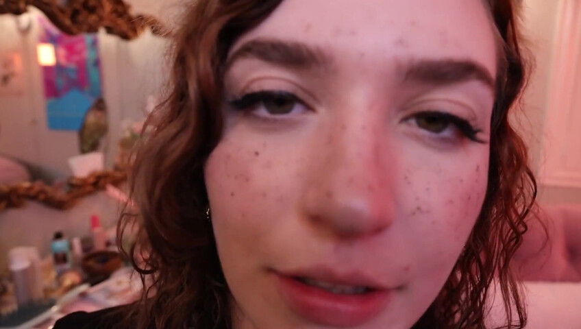 Rose ASMR - Close Up Kitty Kisses