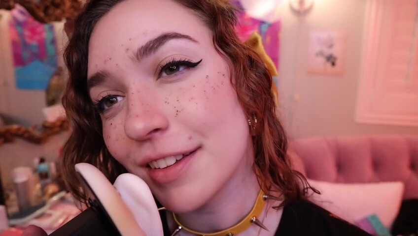 Rose ASMR - Close Up Kitty Kisses