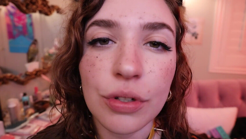 Rose ASMR - Close Up Kitty Kisses