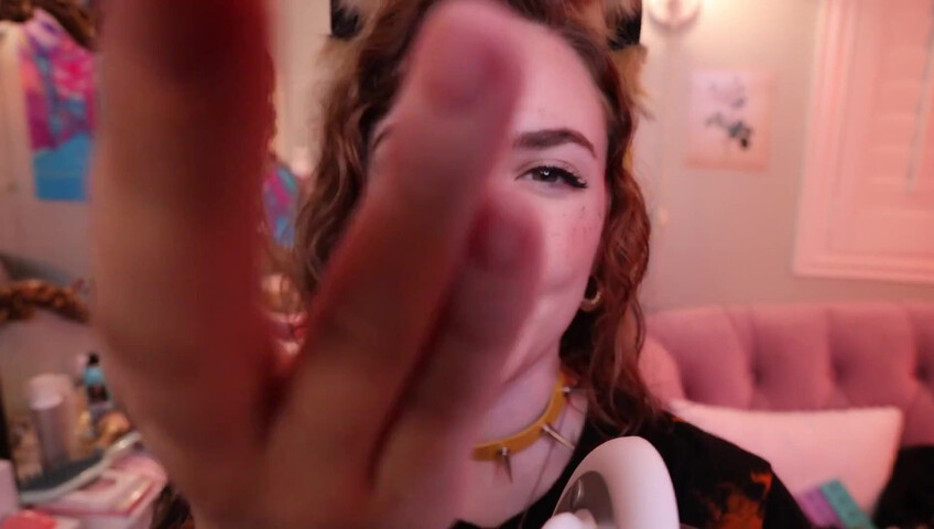 Rose ASMR - Close Up Kitty Kisses