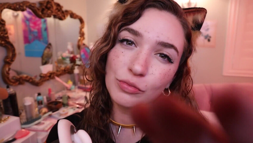 Rose ASMR - Close Up Kitty Kisses