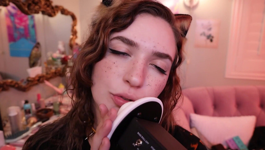 Rose ASMR - Close Up Kitty Kisses
