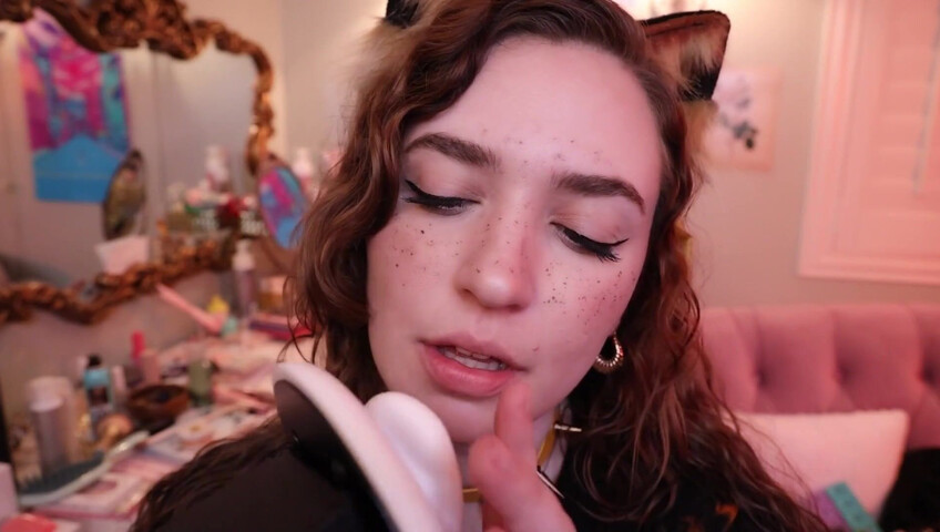 Rose ASMR - Close Up Kitty Kisses