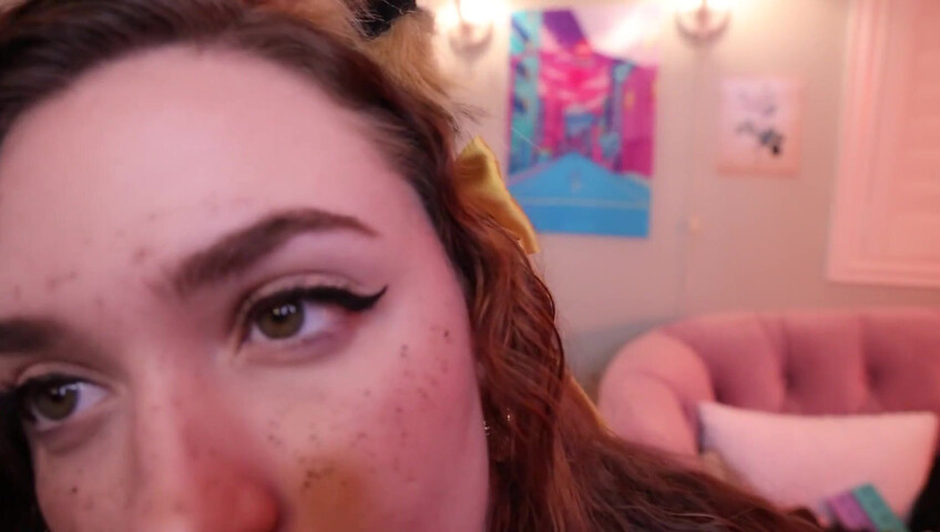 Rose ASMR - Close Up Kitty Kisses