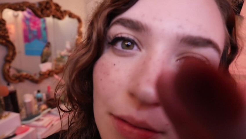 Rose ASMR - Close Up Kitty Kisses