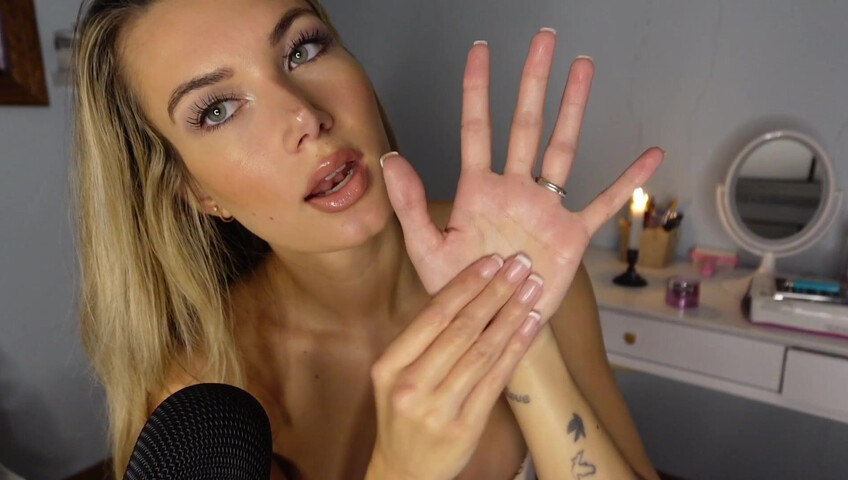 Sabrina Vaz ASMR - Sticky lotion