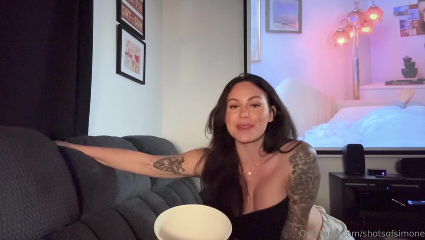 ShotsofSimone - NETFLIX N CHILL