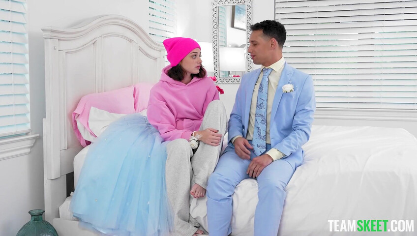 Shrooms Q - 25 March 2025 - Fuck Me To Prom