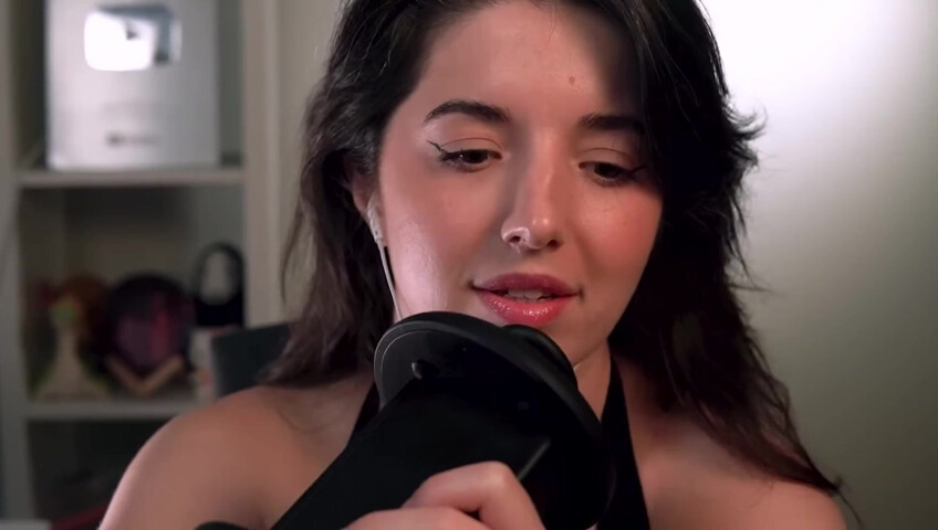 Slight Sounds ASMR - Gentle Ear Licking - 2025-01-03