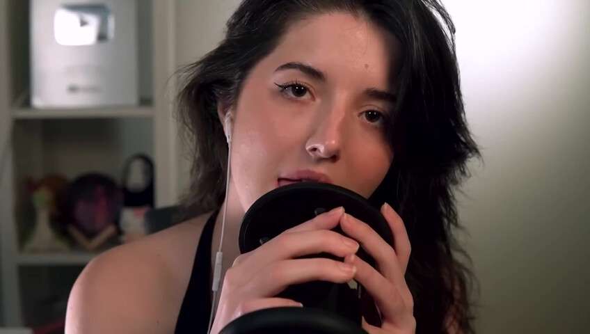 Slight Sounds ASMR - Gentle Ear Licking - 2025-01-03