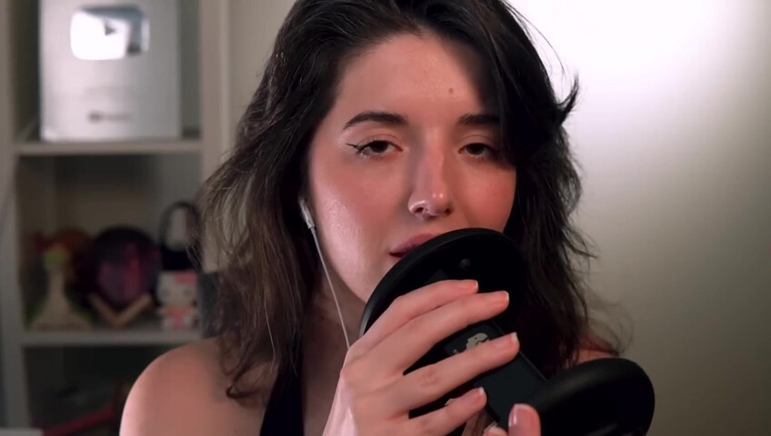 Slight Sounds ASMR - Gentle Ear Licking - 2025-01-03