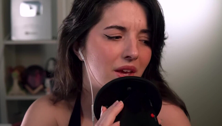 Slight Sounds ASMR - Gentle Ear Licking - 2025-01-03