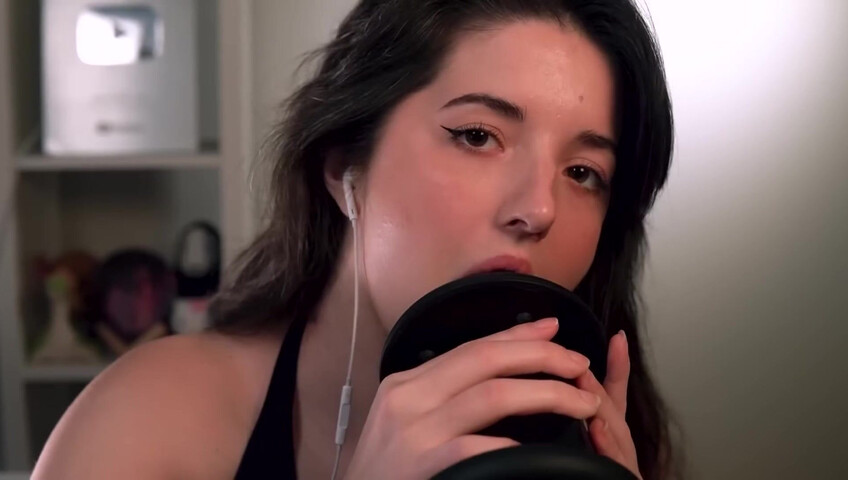 Slight Sounds ASMR - Gentle Ear Licking - 2025-01-03