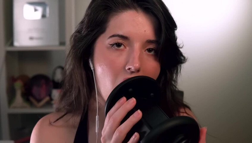 Slight Sounds ASMR - Gentle Ear Licking - 2025-01-03