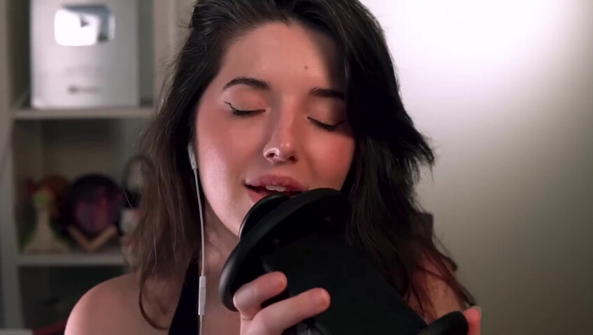 Slight Sounds ASMR - Gentle Ear Licking - 2025-01-03