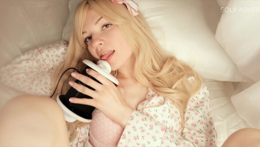Soly ASMR - Naughty Sleepover with Me - Deep Licking - Wet Massage