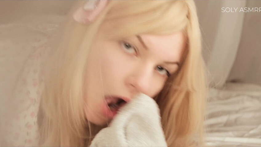 Soly ASMR - Naughty Sleepover with Me - Deep Licking - Wet Massage
