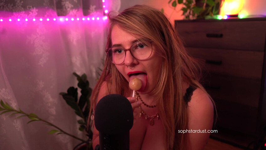 Soph Stardust - 25 October 2021 - Big Boobs Closeup