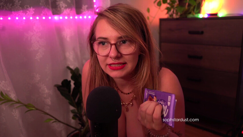 Soph Stardust - 25 October 2021 - Big Boobs Closeup