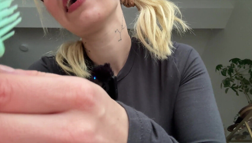 Soph Stardust ASMR - Positive Affirmations + Bra and Panties scratching