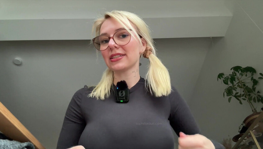 Soph Stardust ASMR - Positive Affirmations + Bra and Panties scratching