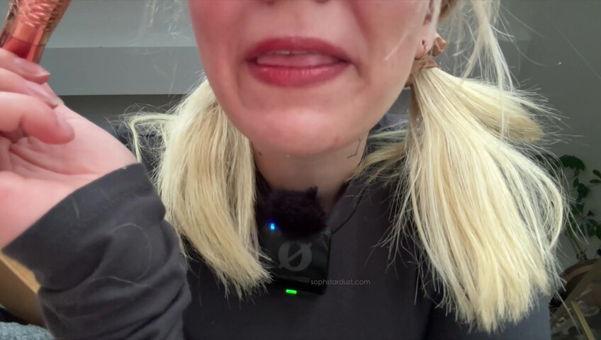 Soph Stardust ASMR - Positive Affirmations + Bra and Panties scratching