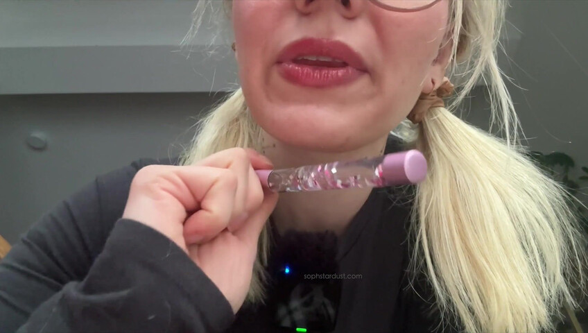 Soph Stardust ASMR - Positive Affirmations + Bra and Panties scratching