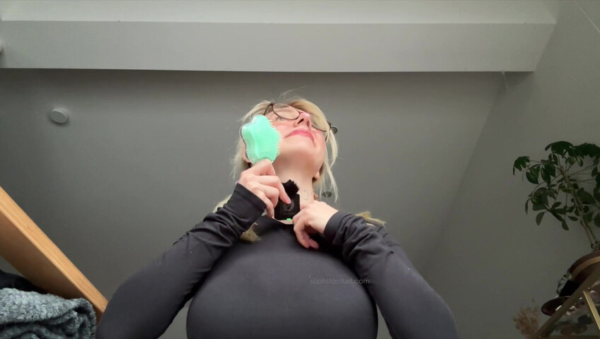 Soph Stardust ASMR - Positive Affirmations + Bra and Panties scratching