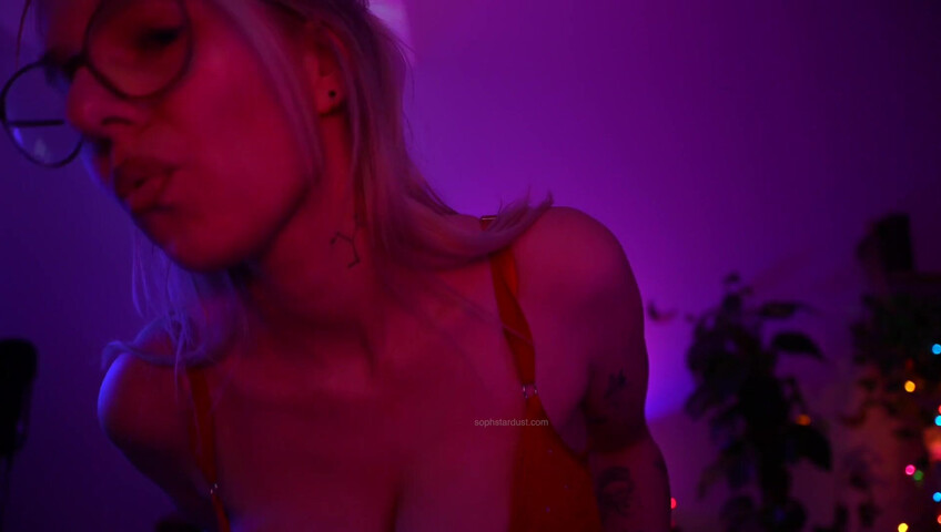 SophStardustASMR - Mommy milkers