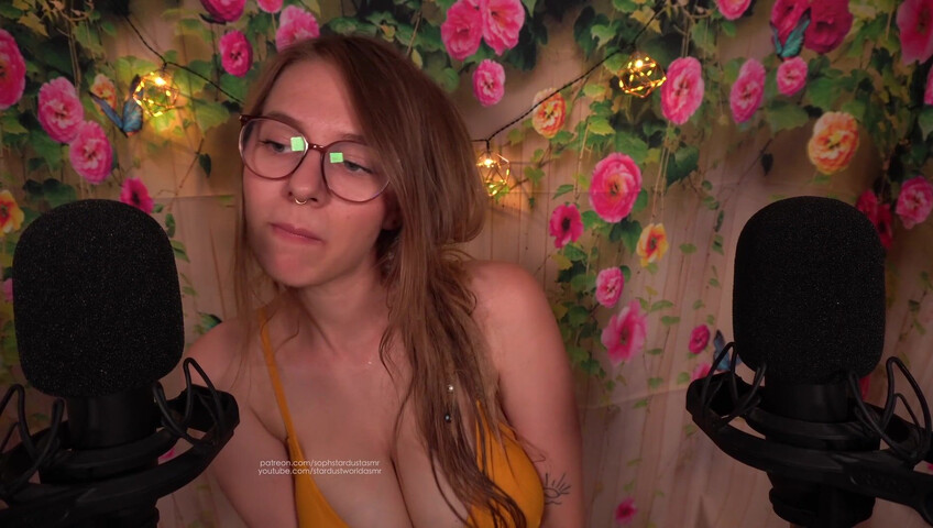 Sophstardust ASMR - Ice Mukbang