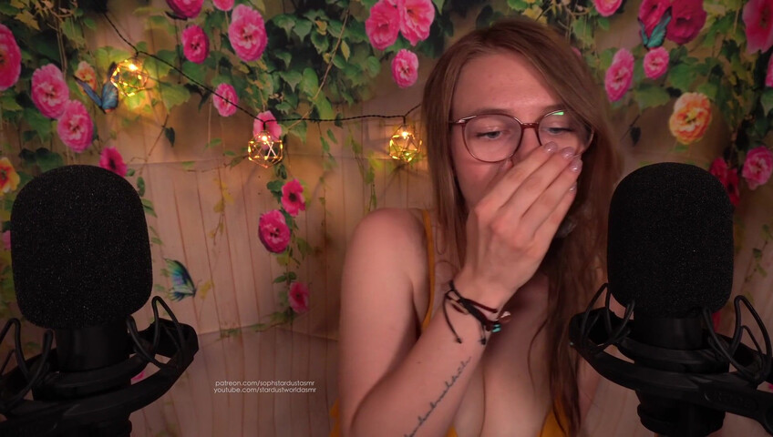 Sophstardust ASMR - Ice Mukbang