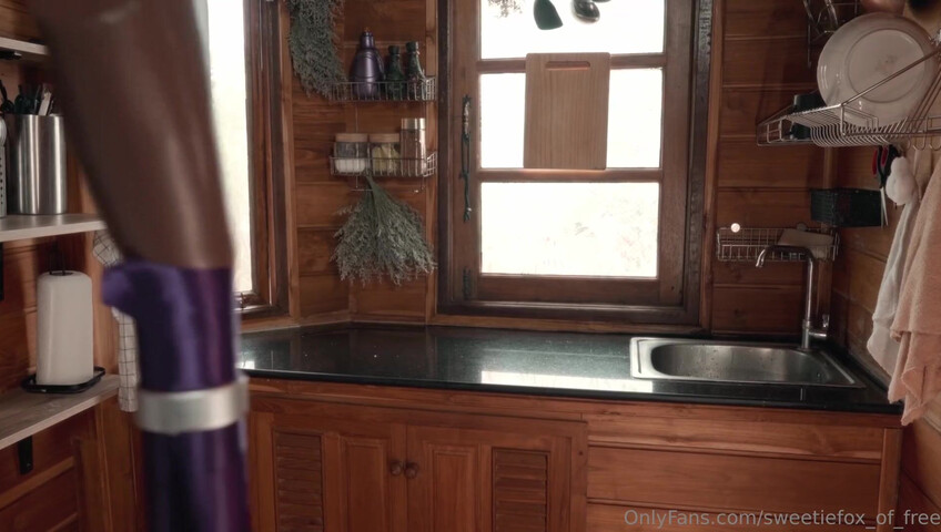 Sweetie Fox MoonFleur - Fern and Frieren - Cream Filled Conjuring