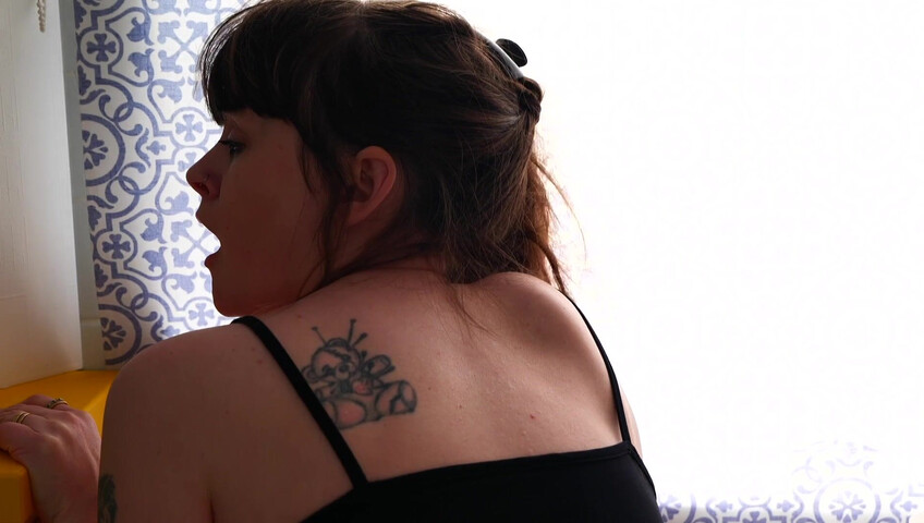 Sydney Harwin - 4 January 2025 - Bully Blackmails Me