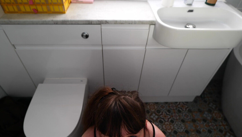 Sydney Harwin - 4 January 2025 - Bully Blackmails Me