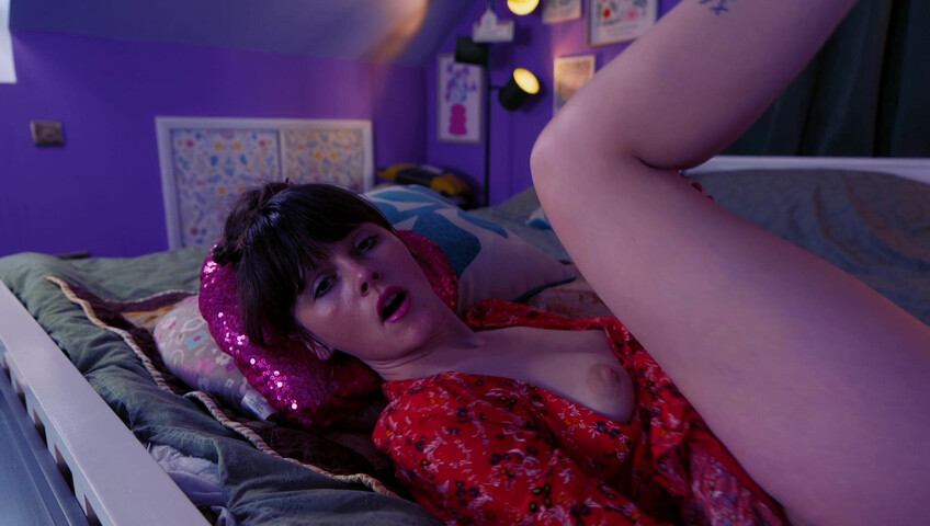 Sydney Harwin - The Stranger In Mommy's Bed